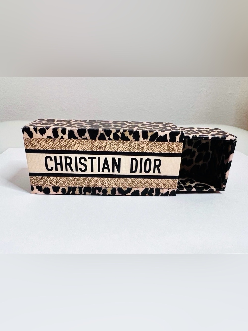 ✨Dior Mitzah Lipstick holder✨